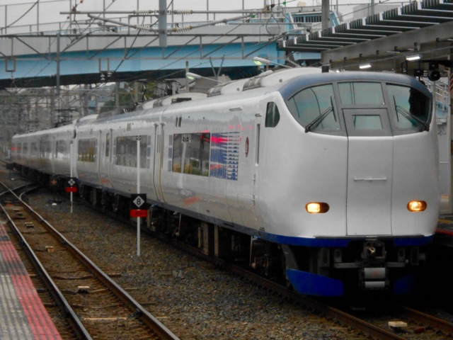 281系 HA604編成 基本→増結編成に - 円卓の調味料の独り言