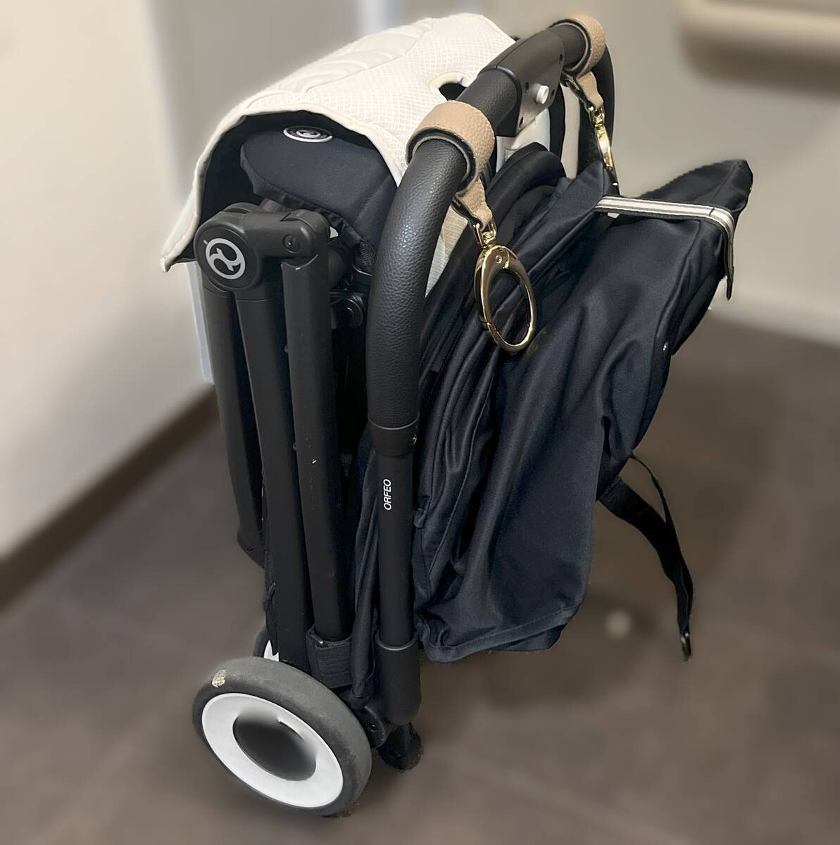 折りたたんだオルフェオ＋エアラブ