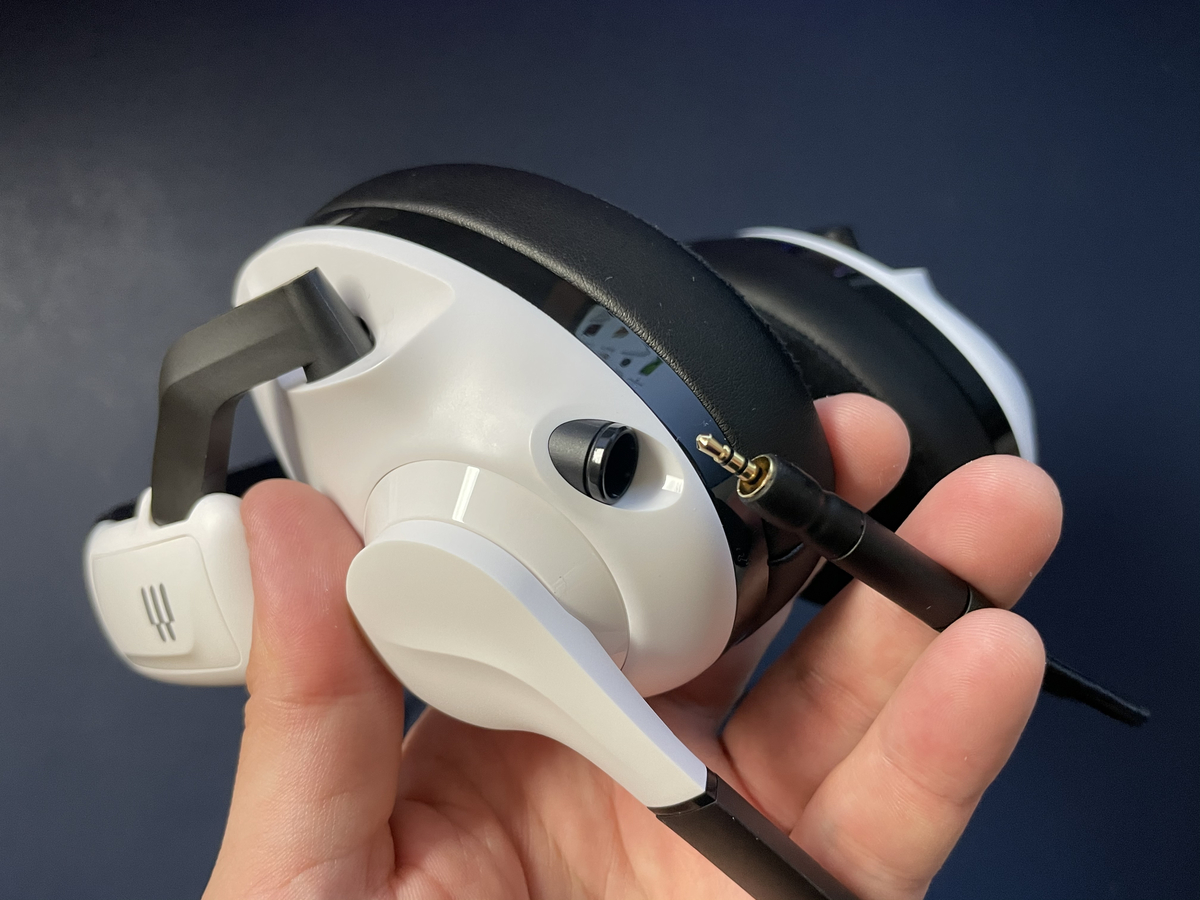 EPOS H3 White(ホワイト)のレビュー】マイク音質がいい軽量ゲーミング