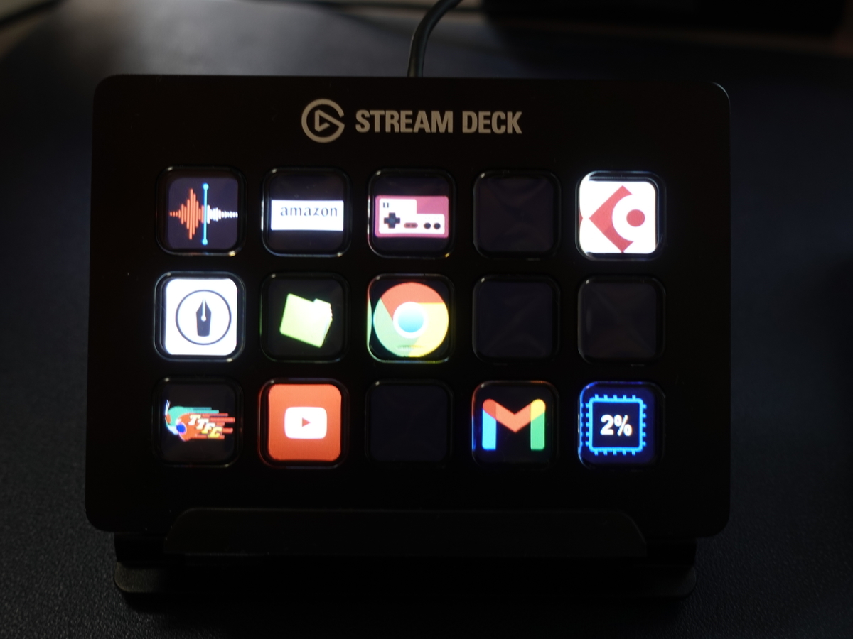 レビュー】Stream Deck +がパワーアップ！——マイクを接続したり