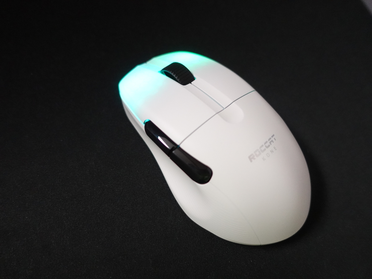 ROCCAT KONE Pro Air ホワイトのレビュー】シンプルながら最大14