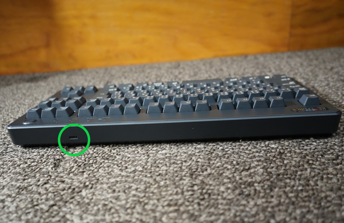 東プレ REALFORCE R3のレビュー】静音で軽いタッチでタイピングできて