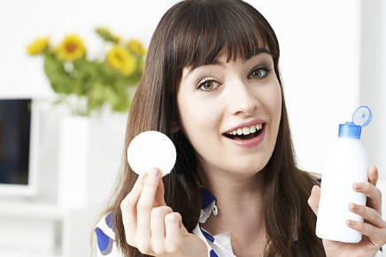 60代 70代女性のオールインワンジェルクリームと関連化粧品の口コミサイト