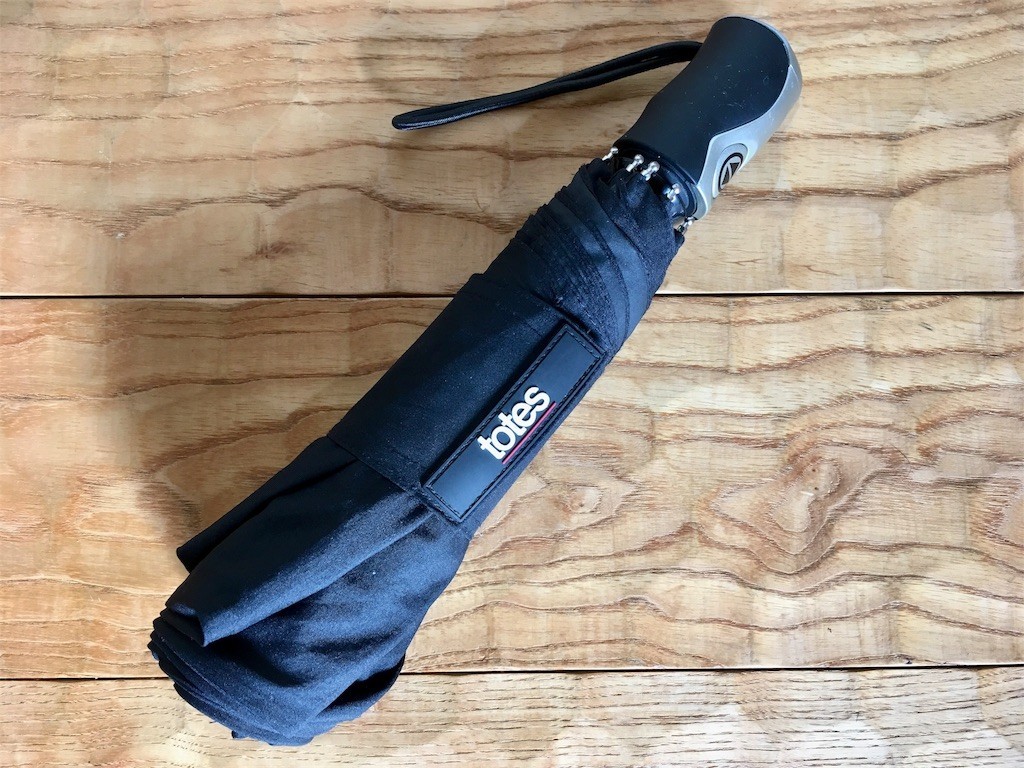 おりたたみ傘のおすすめは 自動開閉で軽量 丈夫な Totes トーツ で生活が変わる 口コミ レビュー 効率よく暮らす 子育て 節約 時短家事を日々研究するミニマリストな40代主婦のブログです