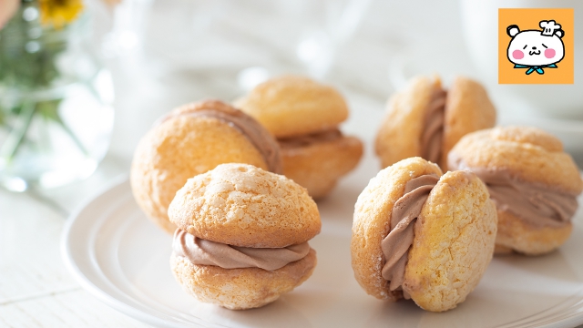 クリームをたっぷり挟んで チョコブッセ ひだまり Cooking