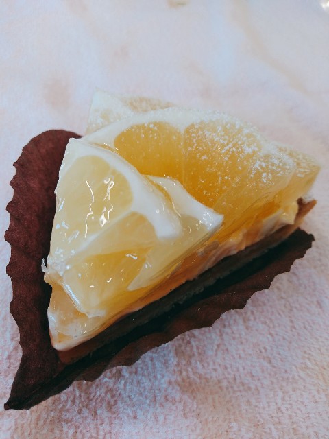 お誕生日なのでケーキ 一人暮らしの夕食