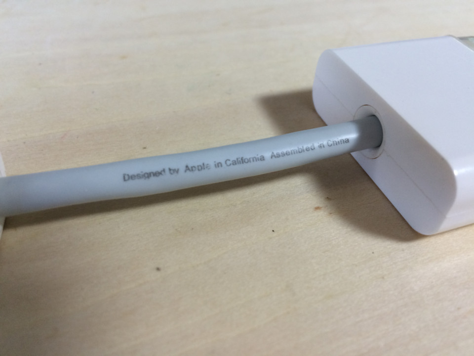 アップルの文字が入っているけど「互換」あつかい…？
