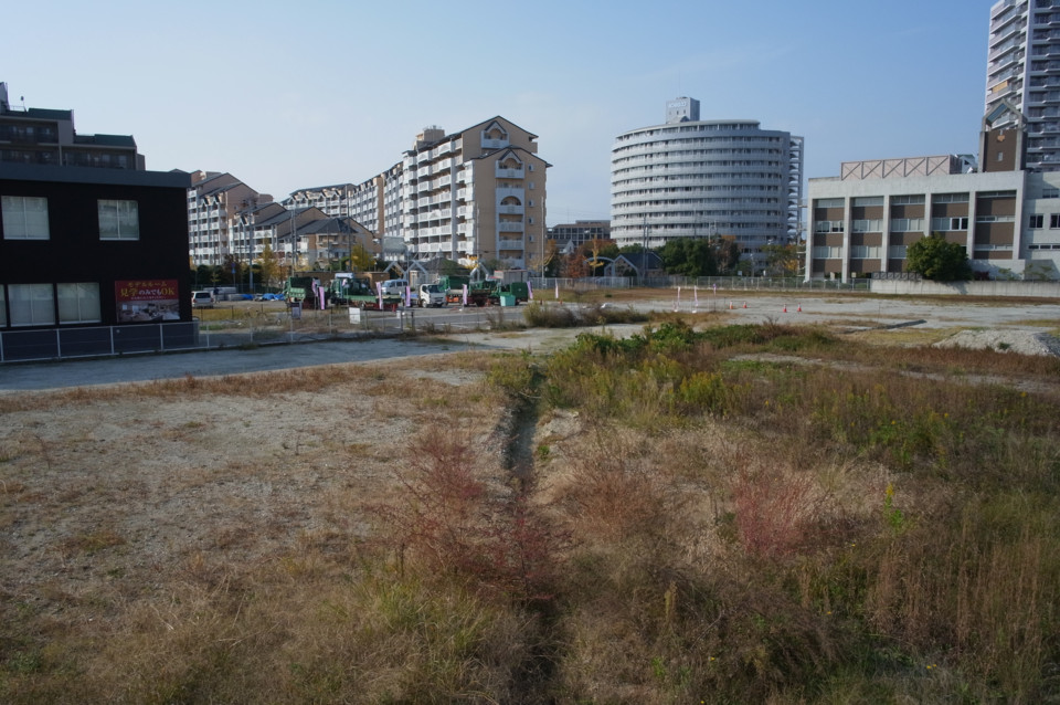 西神中央駅近く。発展してるようなそうでもないような。