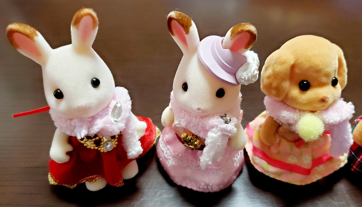 シルバニア〉マフラーのハンドメイド 子供たち大集合??? 〈雪遊び 