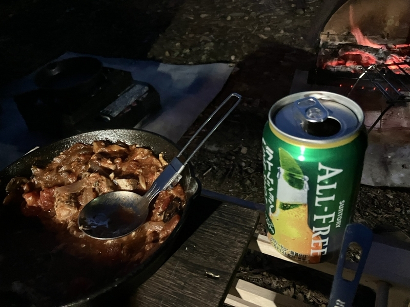 キャンプ飯