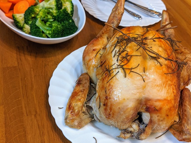 スタッフドチキン 中身入り鶏の丸焼き のレシピ クリスマスは毎年コレ Syu Rei S Weblog
