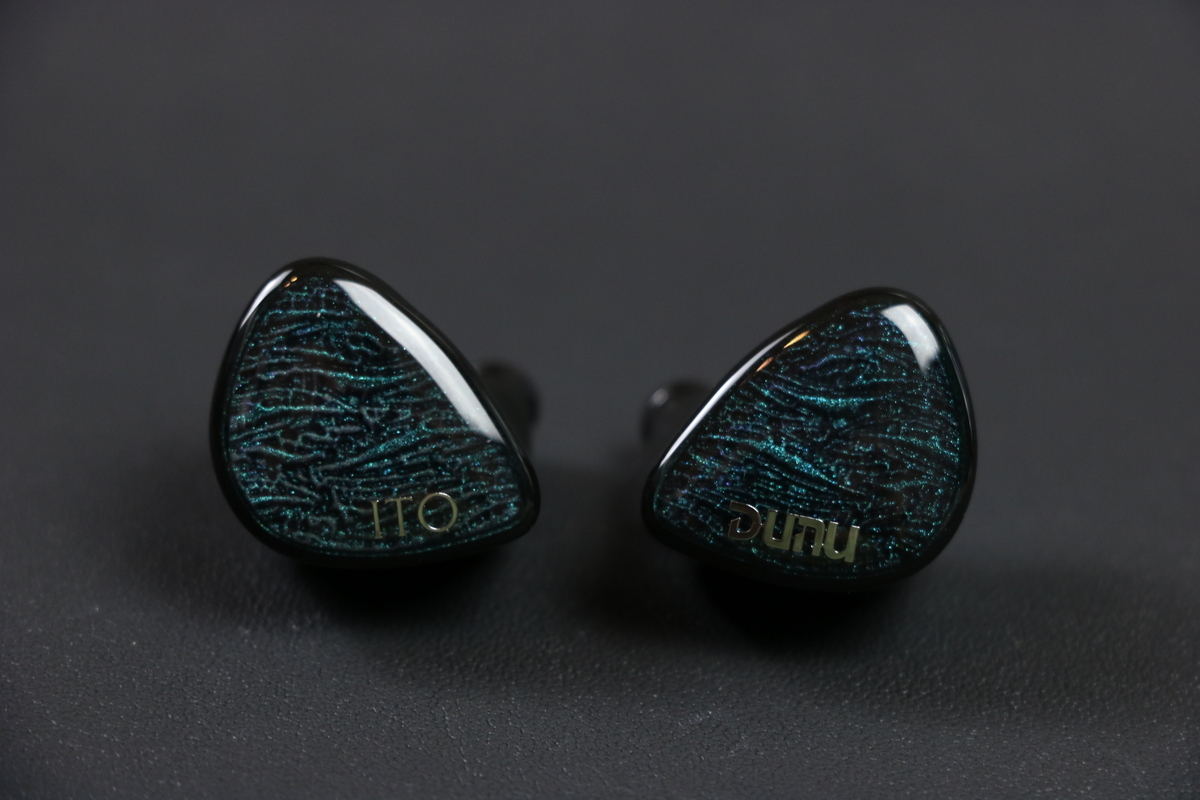 DUNU × KOTO ITO 有名Youtuberカジェログコラボの低音強め濃密サウンド