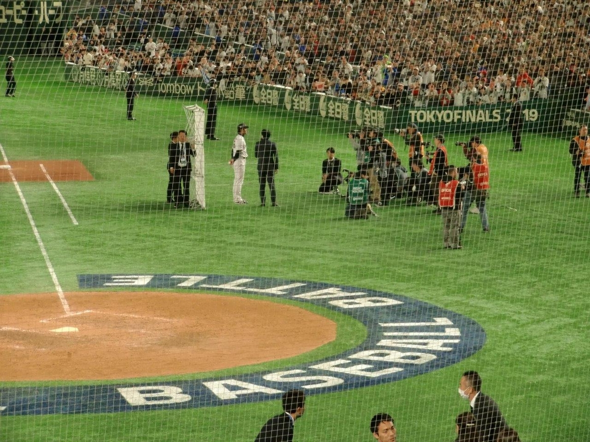 WBC2023　3/16準々決勝　大谷先発試合　プレミアムシートチケット一式 WBC 3/9（木）侍ジャパン 弁当・ドリンク・スナック、専用ゲート