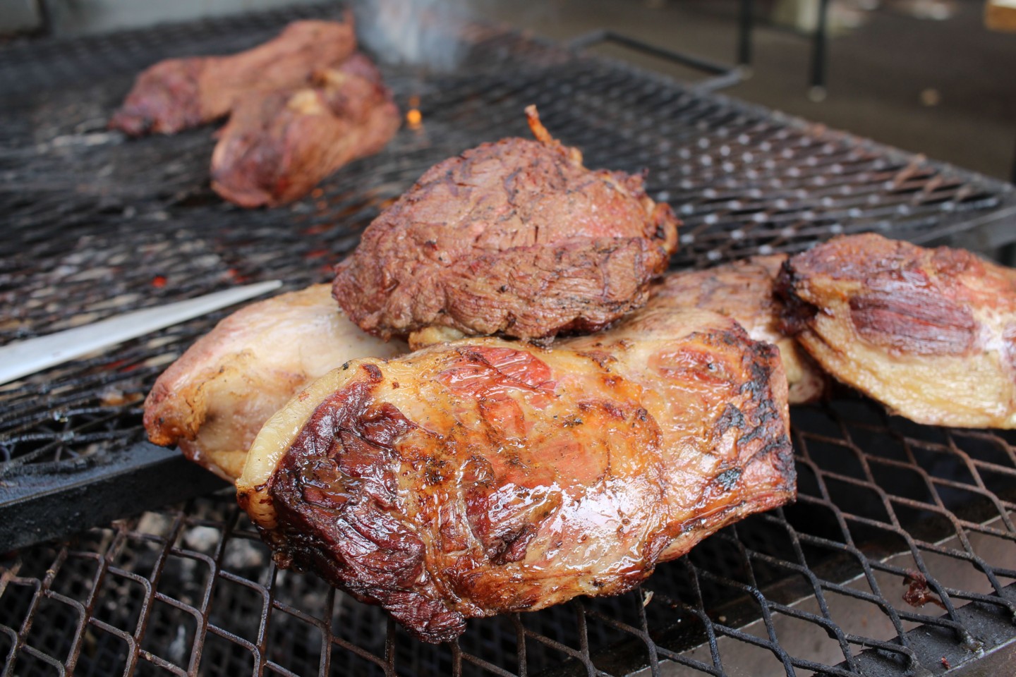 阿蘇ミルク牧場の牛一頭焼きの写真1 阿蘇ミルク牧場の牛一頭焼きの写真1