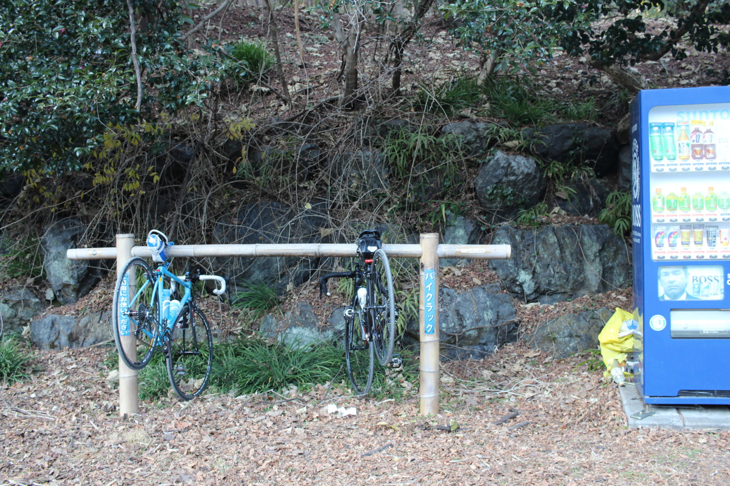 飯能市 竹寺のバイクラックの写真