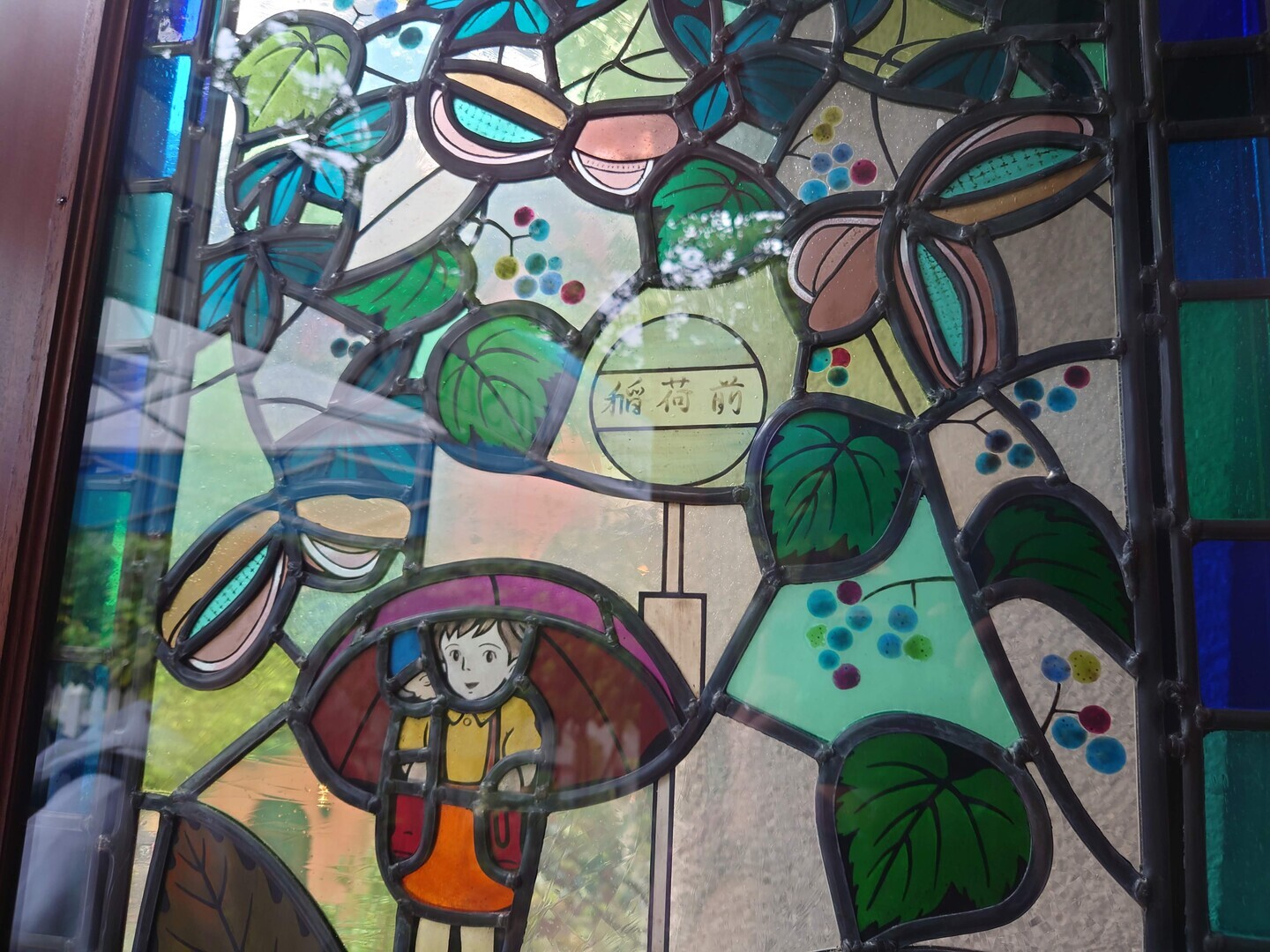 となりのトトロのステンドグラス