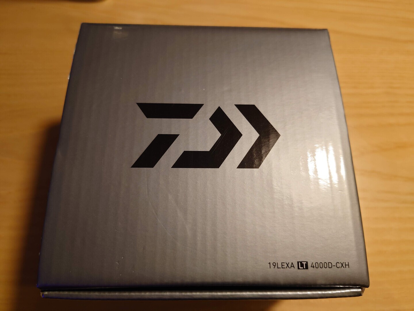 19レグザ 4000D-CXH の箱