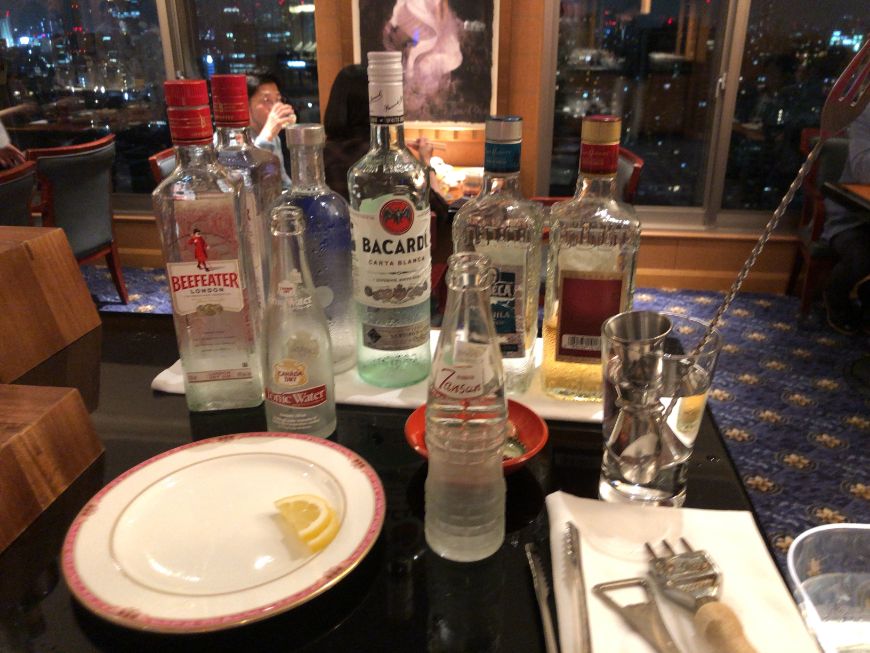 ウェスティン東京クラブラウンジカクテルタイムのアルコール