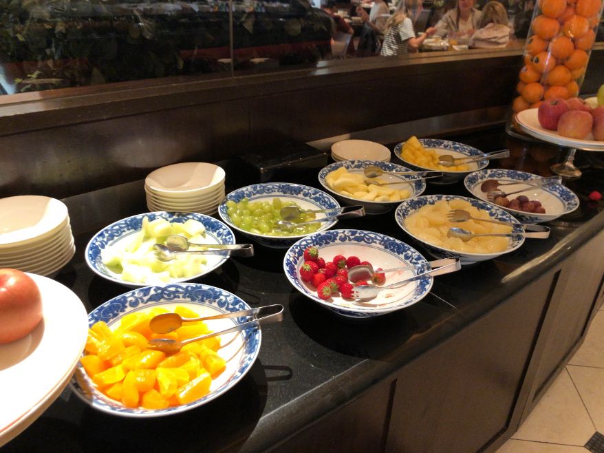 ウエスティン東京「ザ ・テラス」の朝食フルーツ類