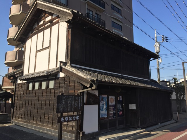 f:id:t-shock:20180416224627j:plain