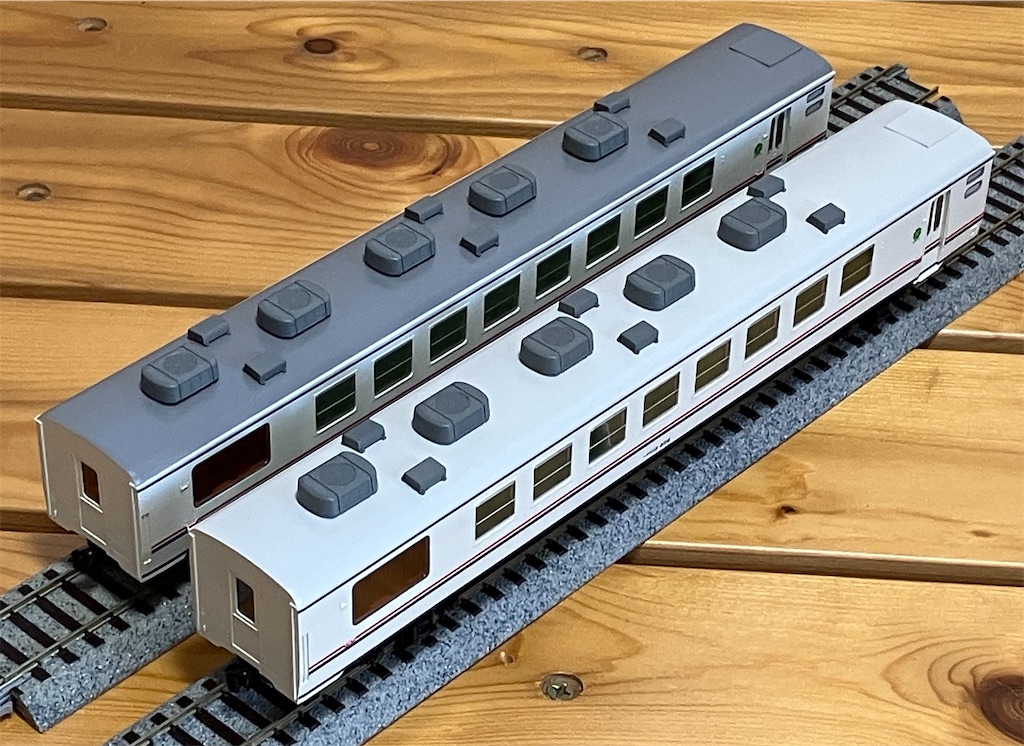 不意に届いた・・・・和式客車やすらぎの屋根を塗る - 豊田車輌製作所