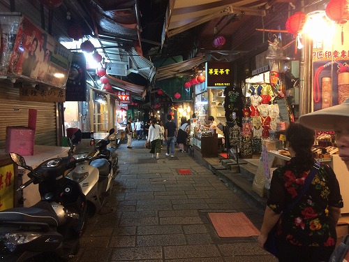 f:id:tabibitohitori:20191104180418j:plain f:id:tabibitohitori:20191104180418j:plain