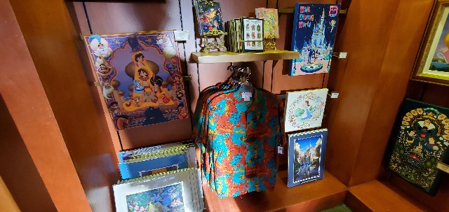 WDWで売られている絵や置物などのディズニーアートを紹介！ - たびきぶん