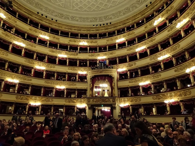 歌劇場☆ミラノ スカラ座 - 超個人的☆ヨーロッパ旅行のHow To