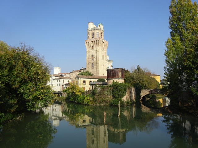 f:id:tabikichi:20180601085606j:plain f:id:tabikichi:20180601085606j:plain