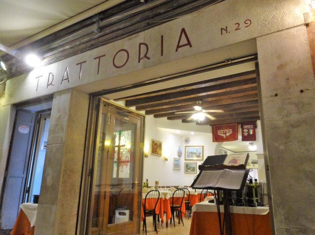 f:id:tabikichi:20181004093241j:plain f:id:tabikichi:20181004093241j:plain