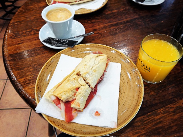 f:id:tabikichi:20190114092633j:plain f:id:tabikichi:20190114092633j:plain