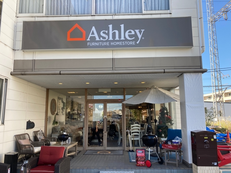 アメリカ家具のお店〜Ashley アシュレイ - tabilogs*)