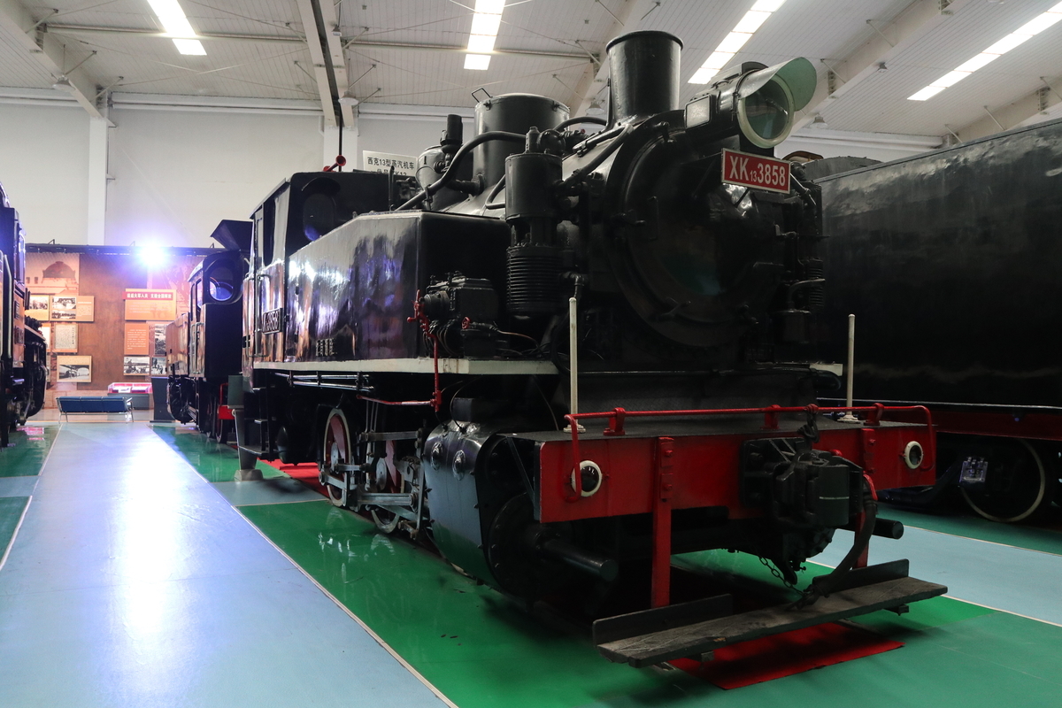 ポーランドFablok社製T3A(TKh49)の中国輸入版XK13型蒸気機関車
