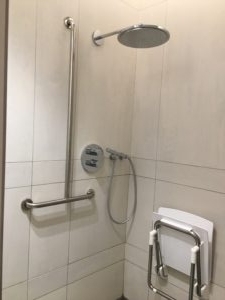 シャワールーム