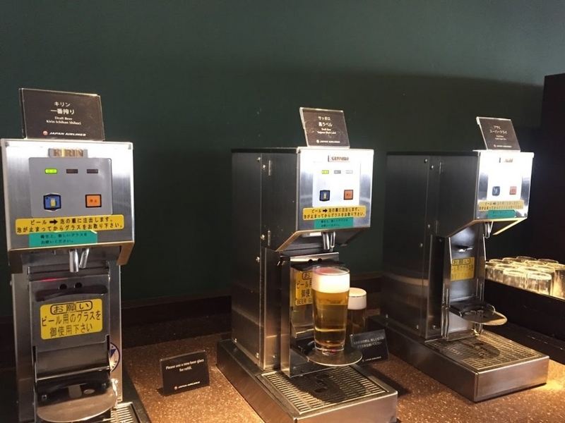 クララウンジ　ビールコーナー