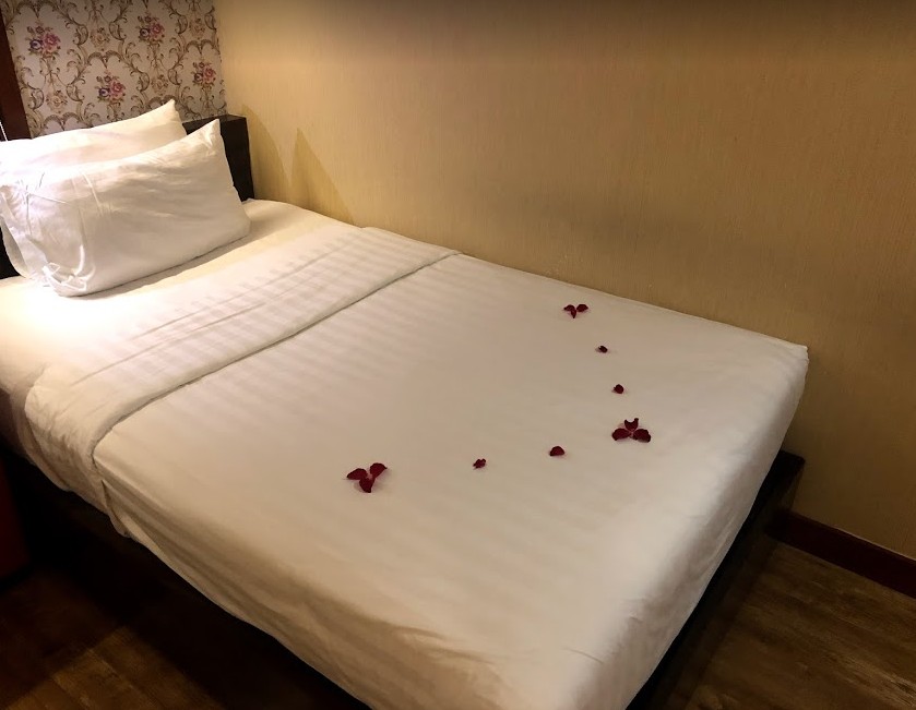 f:id:tabitabitravel:20190914225013j:plain