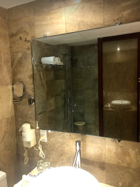 f:id:tabitabitravel:20190914225216j:plain