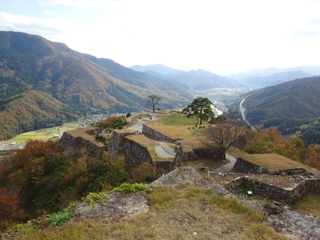 f:id:tabitobu:20171118215125j:plain f:id:tabitobu:20171118215125j:plain