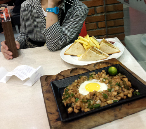 f:id:tabitoneko:20171008235604j:plain