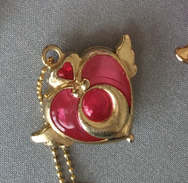 f:id:tableturning:20150625070648j:plain セーラームーン クライシスムーンコンパクト