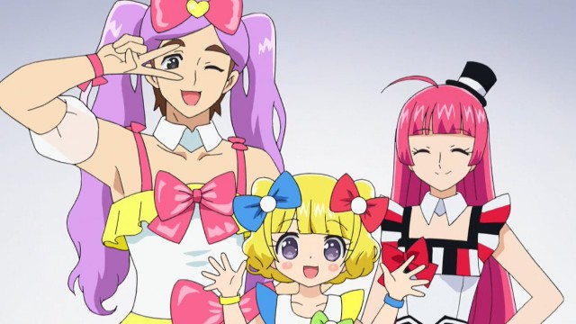 どっち 変形する 大統領 田中 美海 プリパラ 脚本 リーフレット クラウン