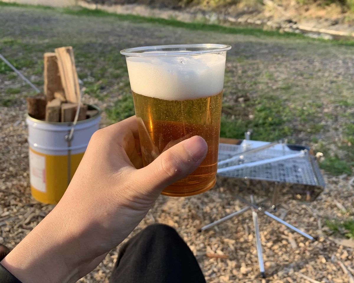 キャンプ 生ビール