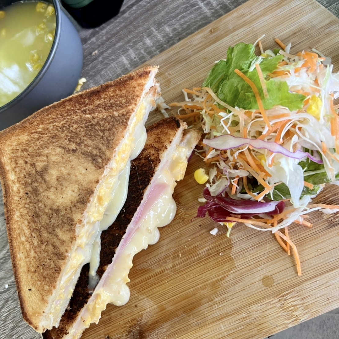 ホットサンドメーカー サンドウィッチ