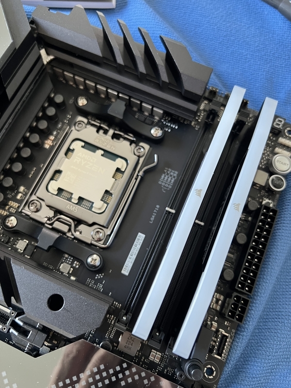 自作pc いろんな意味で過去最高！ Ryzen9 7950Xで組む8号機 part1 - minecraft