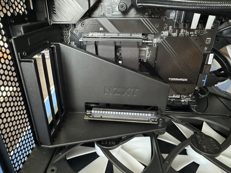 自作 PC 9950X RX5700XT 128GB SSD1T +2TB 自作 PC 9950X RX5700XT 128GB SSD1T +2TB 自作 PC 9950X