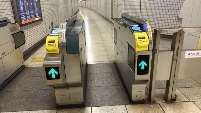 阪和線津久野駅で人身事故の影響で阪和線・関西空港線は運転見合わせ