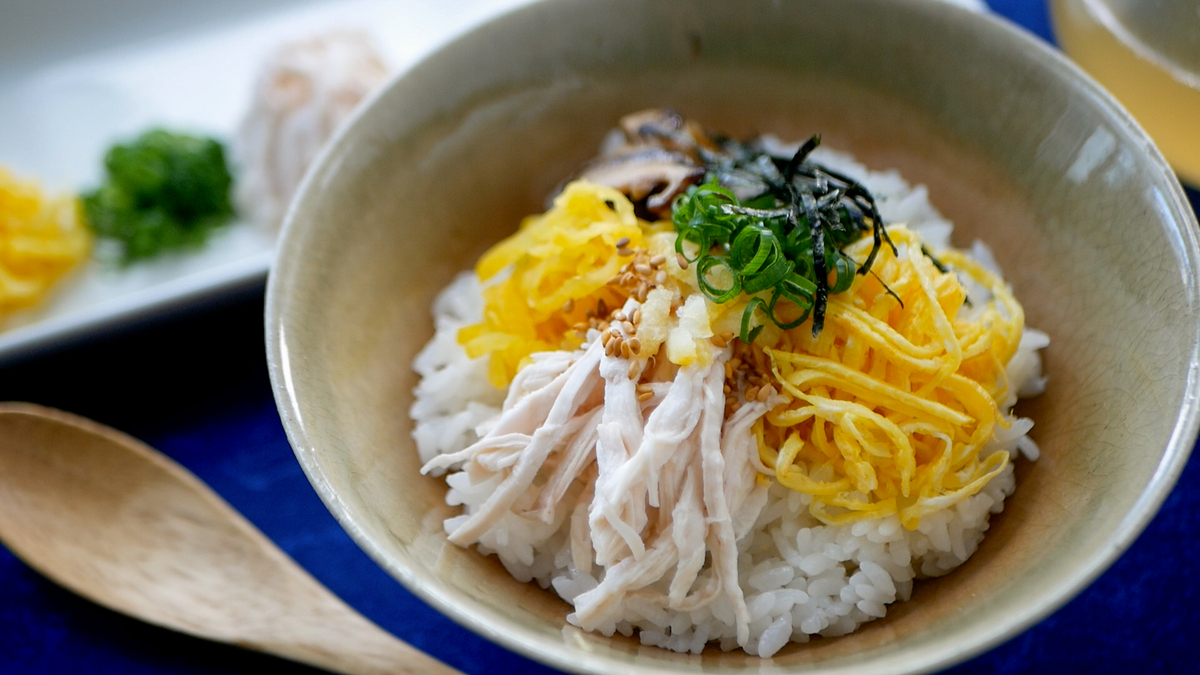 しっとり鶏ムネ肉を使った鶏飯の作り方 鶏ムネストックも同時に作れる - メシ通 | ホットペッパーグルメ