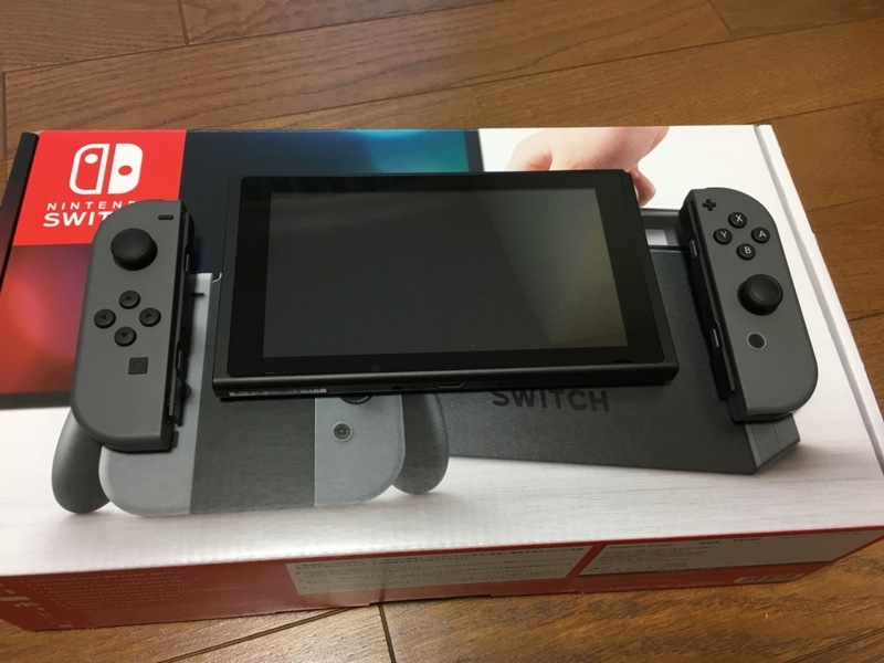 ニンテンドースイッチ本体とJoy-con