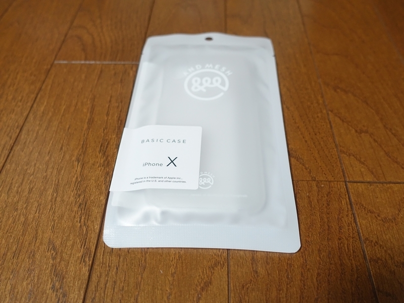 AndMesh iPhone X ケース Basic Caseのパッケージ