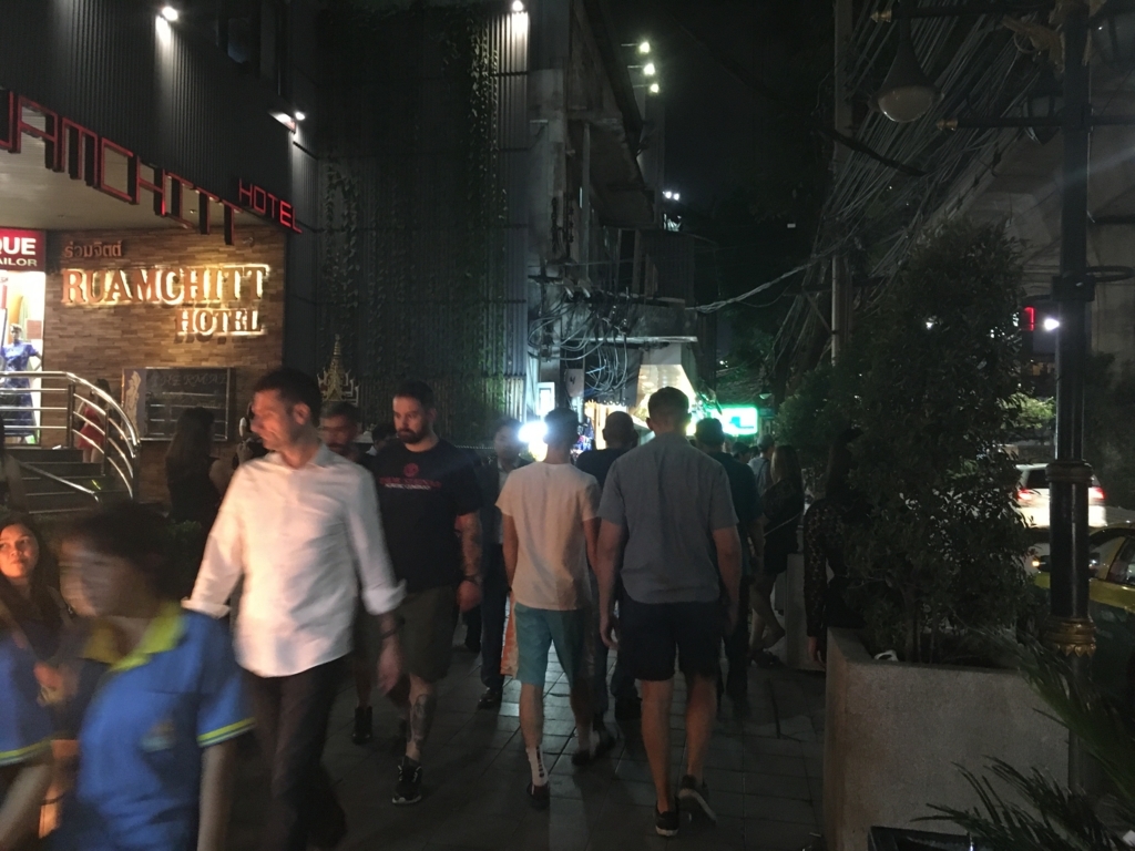 f:id:taharabkk:20171111150306j:plain f:id:taharabkk:20171111150306j:plain